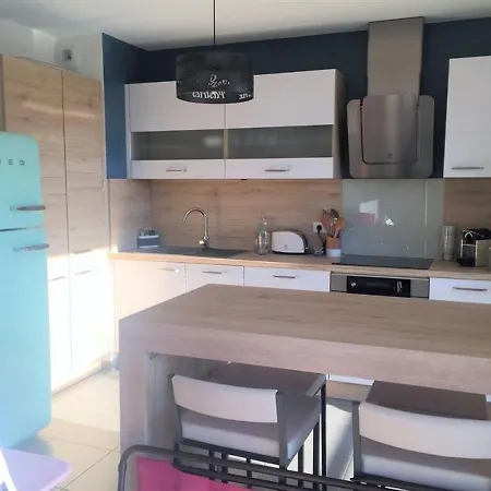 Appartement T3 Avec Terrasse, Proche Port, Commerces Et Plage Arcachon
